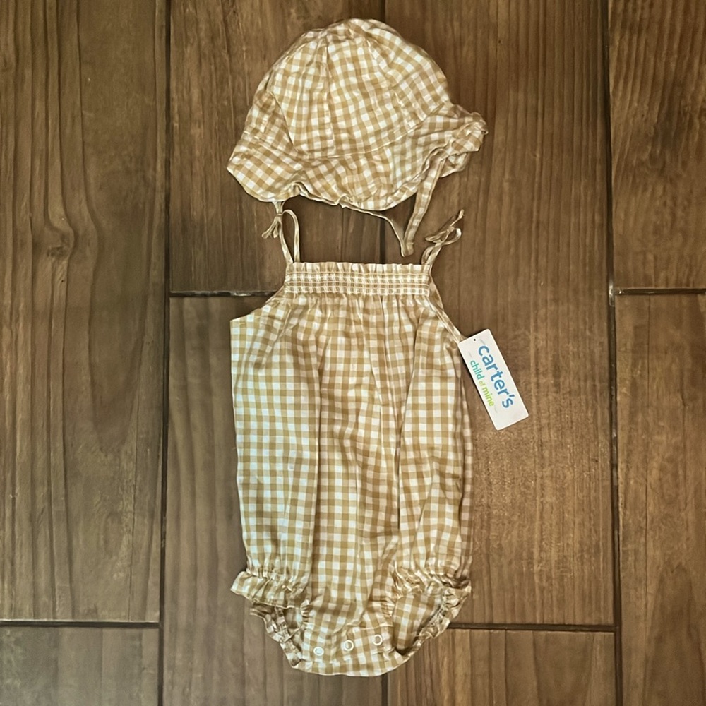 NWT INFANT GIRLS TWO PIECE SET : SIZE 6-9 MONTHS